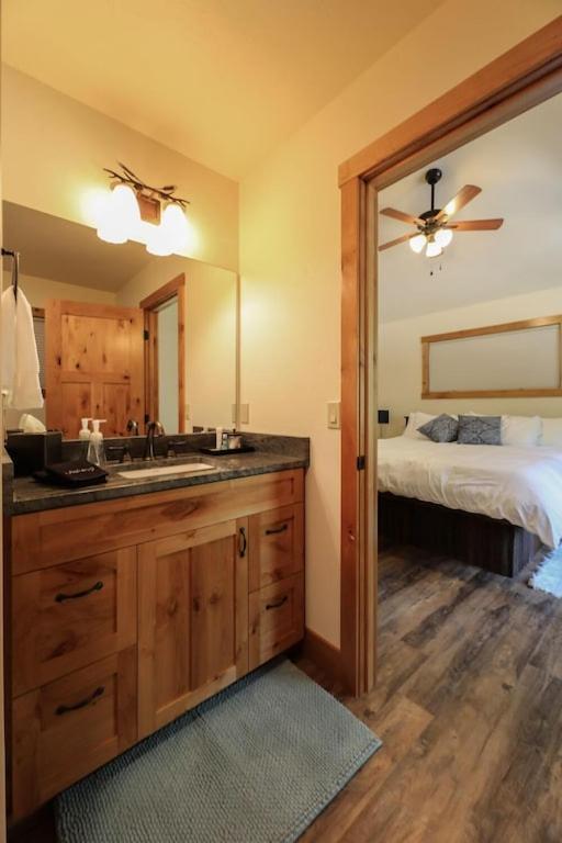 Townhome Next To Clubhouse In Exclusive Eagle Bend - The Glacier Bigfork Buitenkant foto